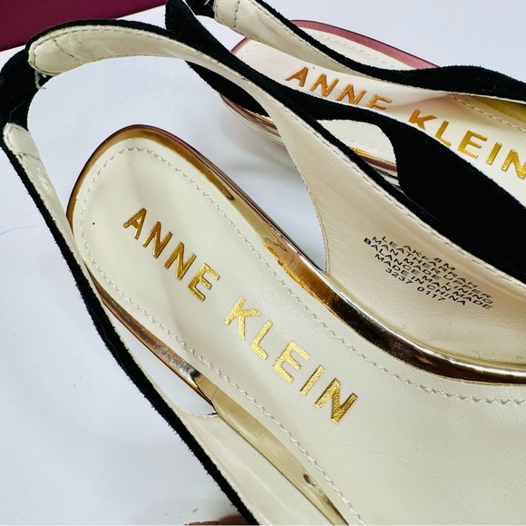 { Anne Klein } : Black Suede “Akfarrah” Silngbacks - Picture 3 of 6